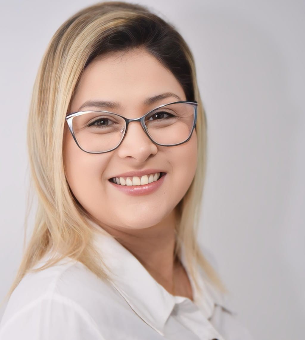 Colaboradora Cássia